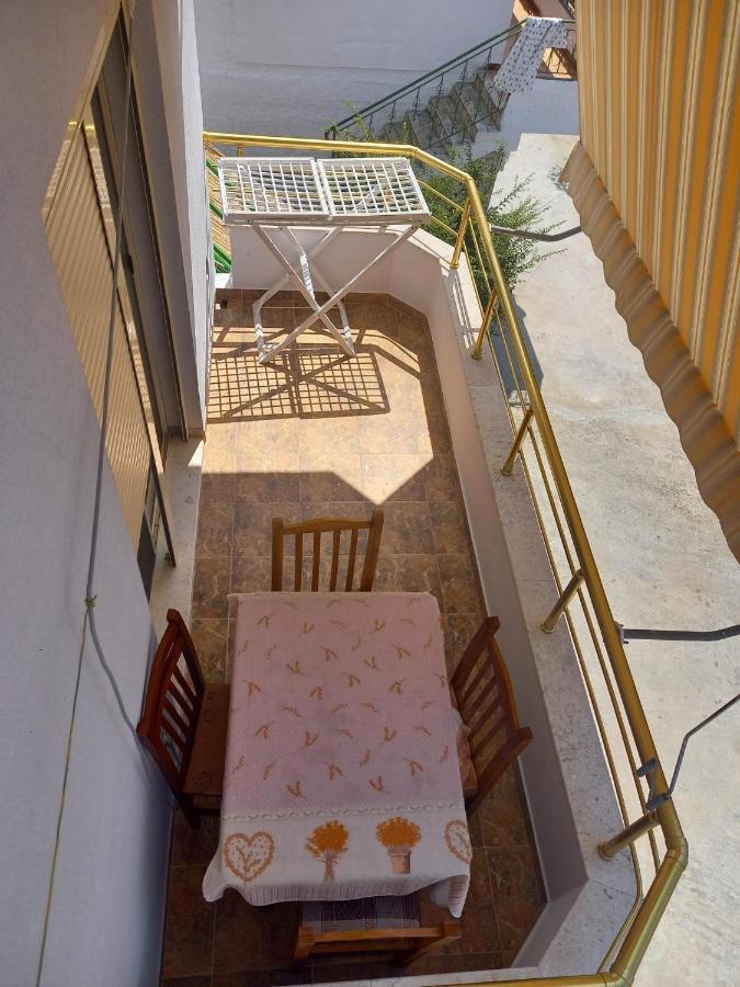 Brahimaj Appartament Vakantiehuis *