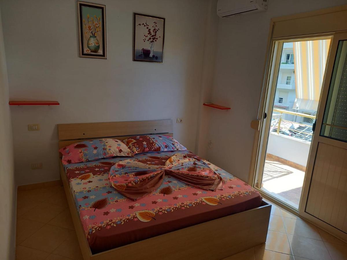 Brahimaj Appartament Vakantiehuis *